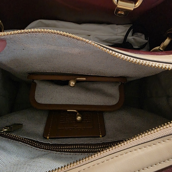 Coach Rogue 30 1941 Cream Leather Tote with Gold Accents - Picture 9 of 15